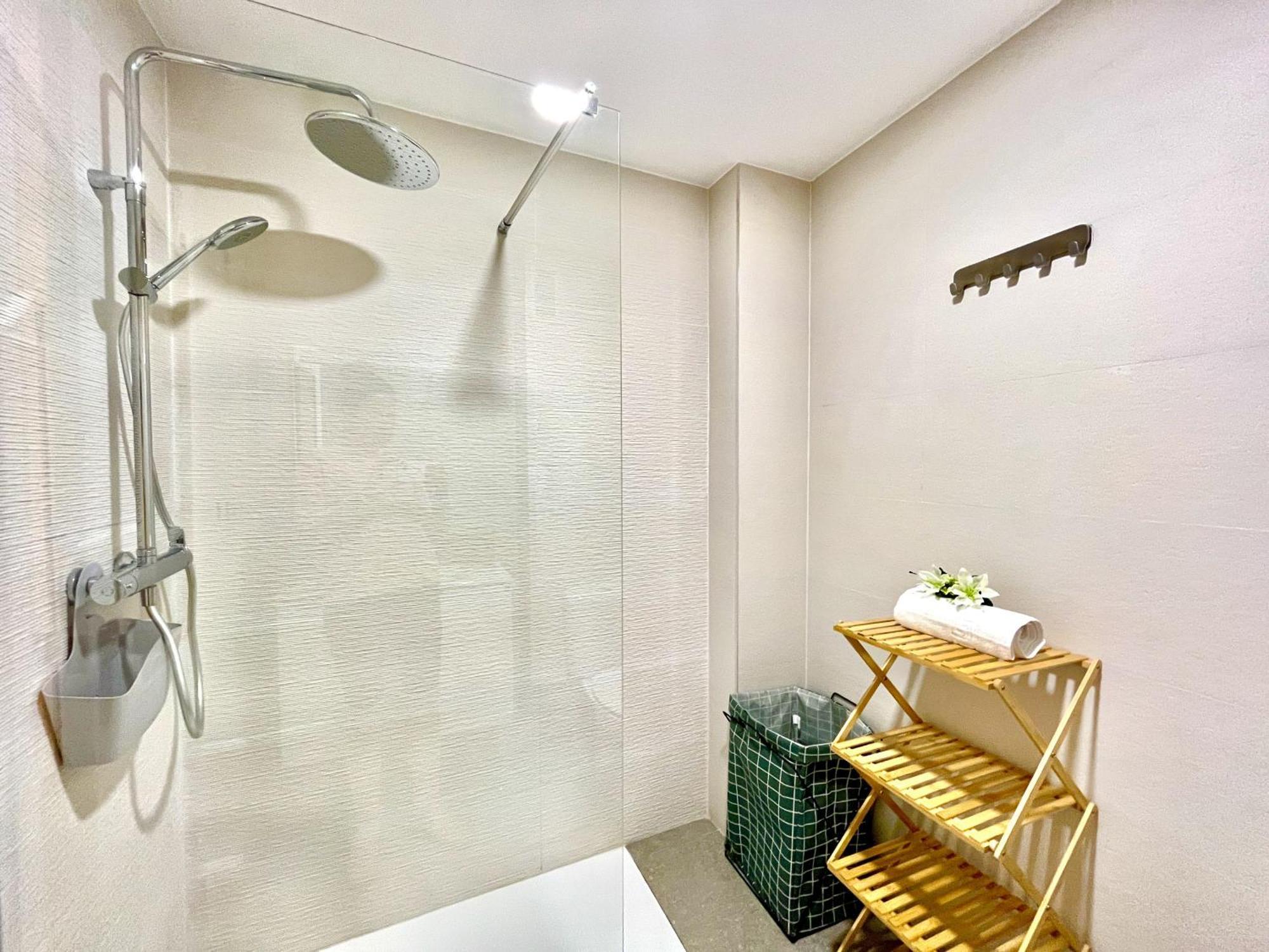 Santa Cruz Home By Gloove อาลิกันเต ภายนอก รูปภาพ